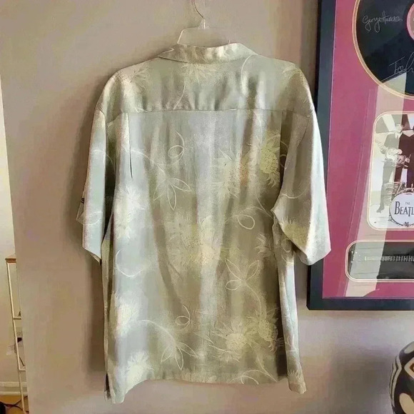 Monterey Club Hawaiian Silk Shirt Men Size M Button Up Short Sleeve Light Green - Picture 2 of 10